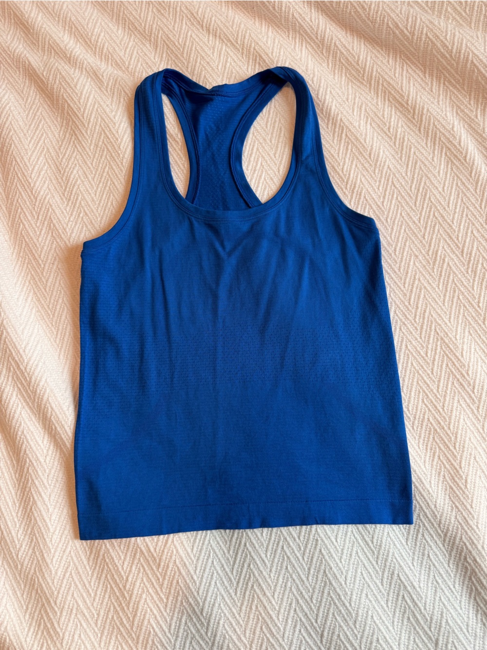 LULULEMON CERULEAN BLUE SWIFTLY TECH! 💙